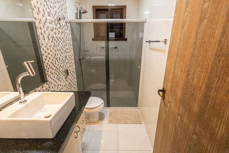 Casa para alugar com 518m², 4 quartos e 4 vagas Casa para alugar com 518m², 4 quartos e 4 vagasbanheiro