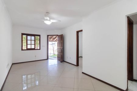 Casa à venda com 3 quartos, 138m² em Hípica, Porto Alegre