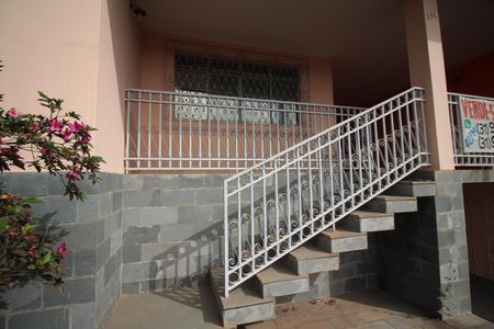 Garagem de casa para alugar com 4 quartos, 180m² em Santa Helena, Belo Horizonte