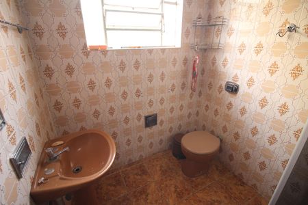Casa para alugar com 180m², 4 quartos e 2 vagasBanheiro