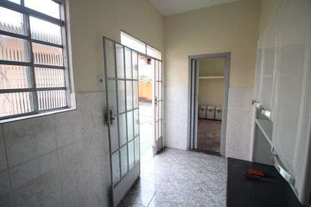 Casa para alugar com 180m², 4 quartos e 2 vagasCozinha