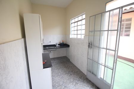 Casa para alugar com 180m², 4 quartos e 2 vagasCozinha