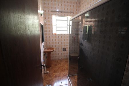 Casa para alugar com 180m², 4 quartos e 2 vagasBanheiro