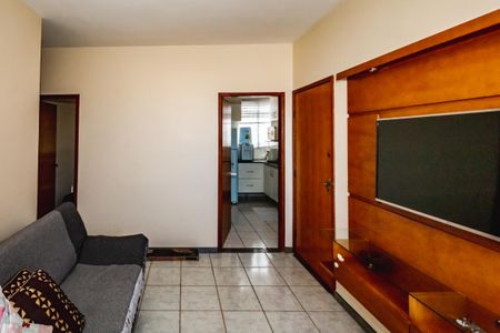 Apartamento para alugar com 3 quartos, 128m² em Itamarati, Belo Horizonte