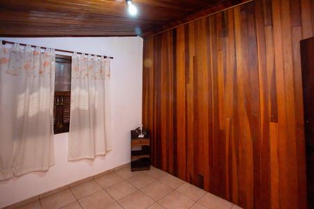 Casa à venda com 372m², 7 quartos e 4 vagasQuarto 3