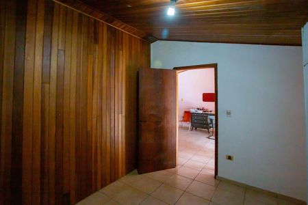 Casa à venda com 372m², 7 quartos e 4 vagasQuarto 3