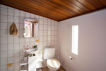 Casa à venda com 372m², 7 quartos e 4 vagasBanheiro Social 2