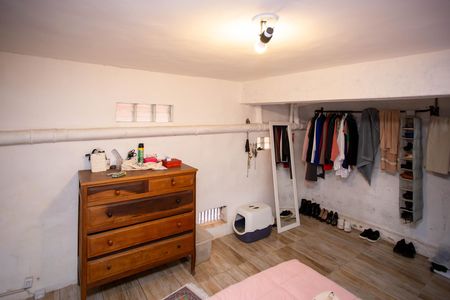 Casa à venda com 372m², 7 quartos e 4 vagasQuarto 2 Casa 2