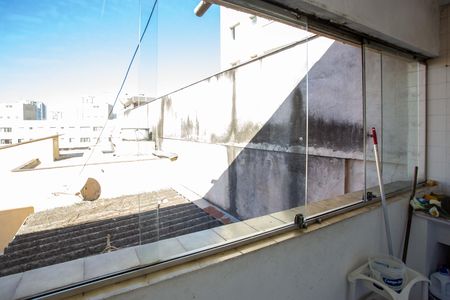 Área de Serviço de casa à venda com 7 quartos, 372m² em Centro, Diadema