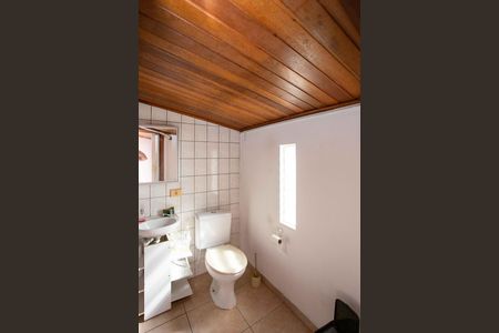 Casa à venda com 372m², 7 quartos e 4 vagasBanheiro Social 2