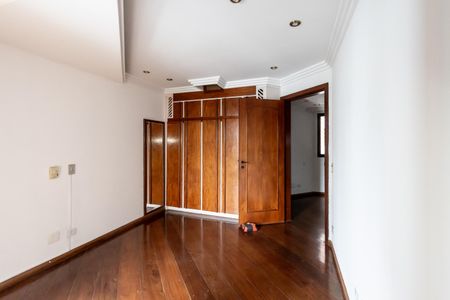 Apartamento para alugar com 5 quartos, 310m² em Vila Ida, São Paulo