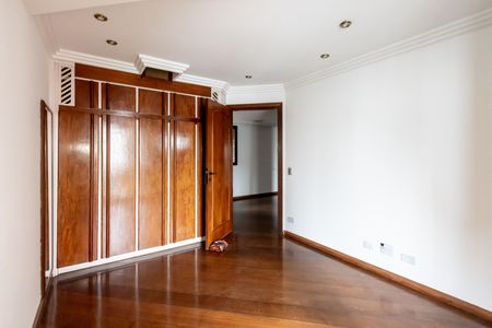 Apartamento para alugar com 310m², 5 quartos e 5 vagas