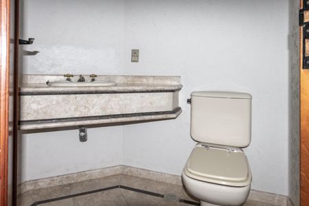 Apartamento para alugar com 310m², 5 quartos e 5 vagas