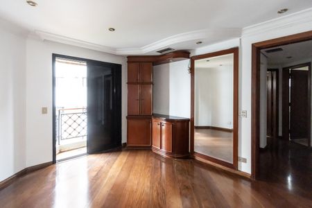 Apartamento para alugar com 310m², 5 quartos e 5 vagas
