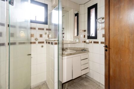 Apartamento para alugar com 310m², 5 quartos e 5 vagas