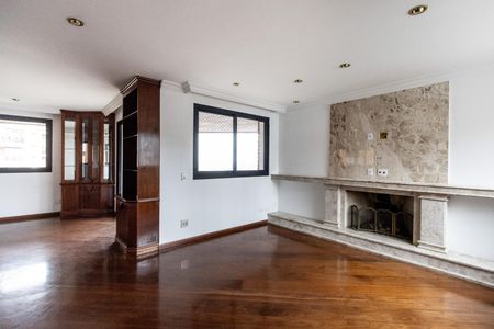 Apartamento para alugar com 310m², 5 quartos e 5 vagas