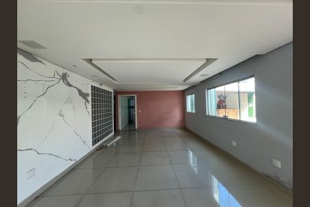 Casa para alugar com 3 quartos, 233m² em Parque Xangri-lá, Contagem