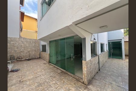 Varanda da Sala de casa para alugar com 3 quartos, 233m² em Parque Xangri-lá, Contagem