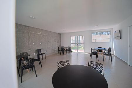 Apartamento para alugar com 33m², 2 quartos e sem vagaÁrea comum - Salão de festas