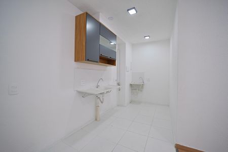 Apartamento para alugar com 33m², 2 quartos e sem vagaCozinha e Área de Serviço