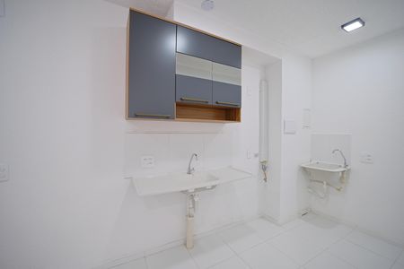 Apartamento para alugar com 33m², 2 quartos e sem vagaCozinha e Área de Serviço