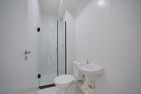 Banheiro de apartamento para alugar com 2 quartos, 33m² em Vila Silvia, São Paulo