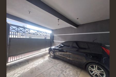 Garagem de casa para alugar com 1 quarto, 130m² em Jardim Tres Marias, São Paulo