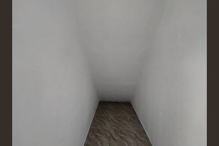 Deposito de casa para alugar com 1 quarto, 130m² em Jardim Tres Marias, São Paulo