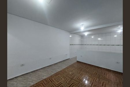 Sala de casa para alugar com 1 quarto, 130m² em Jardim Tres Marias, São Paulo
