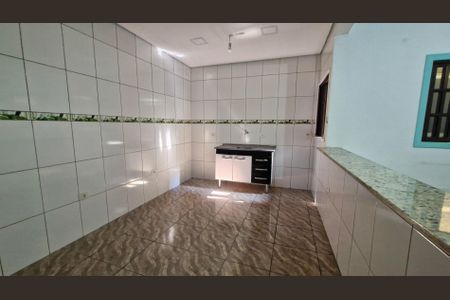 Casa para alugar com 1 quarto, 130m² em Jardim Tres Marias, São Paulo