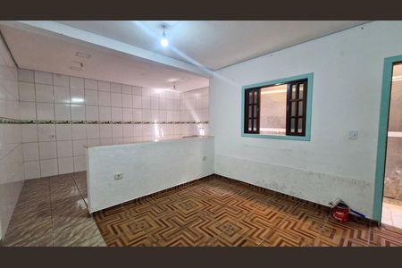 Casa para alugar com 1 quarto, 130m² em Jardim Tres Marias, São Paulo