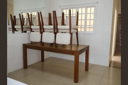 Cozinha de casa à venda com 3 quartos, 152m² em Vila Ema, São Paulo