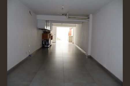 Garagem de casa à venda com 3 quartos, 152m² em Vila Ema, São Paulo