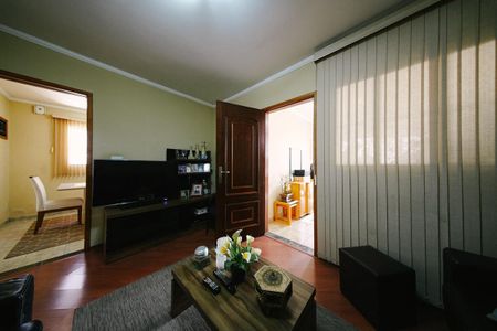 Casa à venda com 300m², 3 quartos e 2 vagas