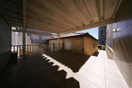 Casa à venda com 300m², 3 quartos e 2 vagas
