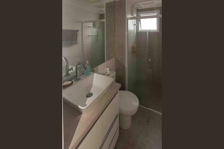 Apartamento à venda com 53m², 2 quartos e 1 vaga Apartamento à venda com 53m², 2 quartos e 1 vagaBanheiro