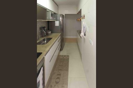 Cozinha de apartamento à venda com 2 quartos, 53m² em Vila Antonieta, São Paulo