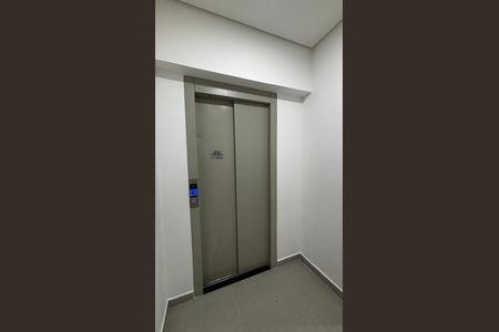 Apartamento à venda com 69m², 2 quartos e 1 vaga Apartamento à venda com 69m², 2 quartos e 1 vagaElevador
