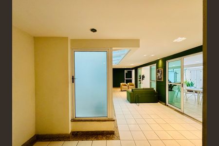 Apartamento para alugar com 92m², 2 quartos e 1 vaga
