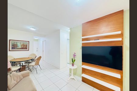 Apartamento para alugar com 92m², 2 quartos e 1 vaga