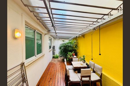 Apartamento para alugar com 92m², 2 quartos e 1 vaga