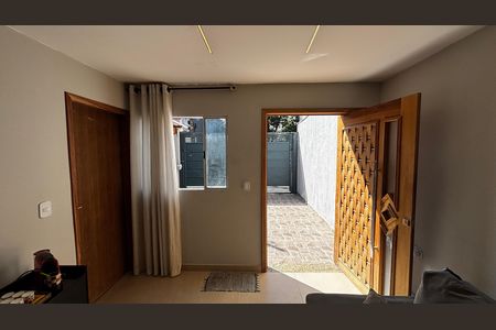 Casa à venda com 120m², 3 quartos e 2 vagasSala