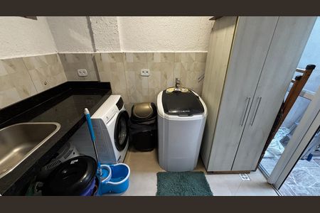 Casa à venda com 120m², 3 quartos e 2 vagasÁrea de Serviço