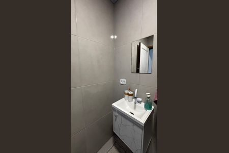 Casa à venda com 120m², 3 quartos e 2 vagasBanheiro da Suíte 2