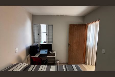 Quarto de casa à venda com 3 quartos, 120m² em Parque das Nações, Santo André