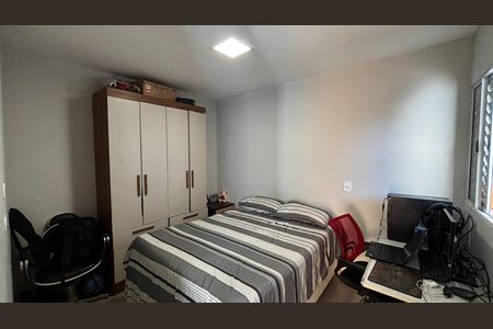 Casa à venda com 120m², 3 quartos e 2 vagasQuarto