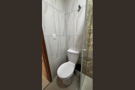 Casa à venda com 120m², 3 quartos e 2 vagasBanheiro