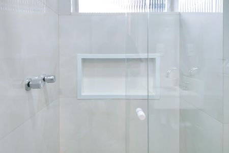 Apartamento para alugar com 68m², 2 quartos e sem vaga Apartamento para alugar com 68m², 2 quartos e sem vagaBanheiro da Suite