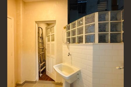 Apartamento para alugar com 2 quartos, 68m² em Humaitá, Rio de Janeiro