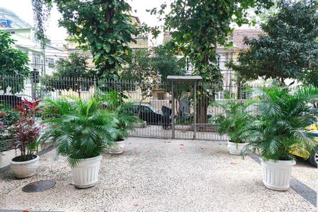 Apartamento para alugar com 68m², 2 quartos e sem vaga Apartamento para alugar com 68m², 2 quartos e sem vagaEntrada